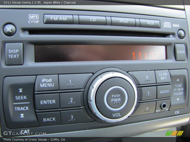 Aspen White / Charcoal 2011 Nissan Sentra 2.0 SR