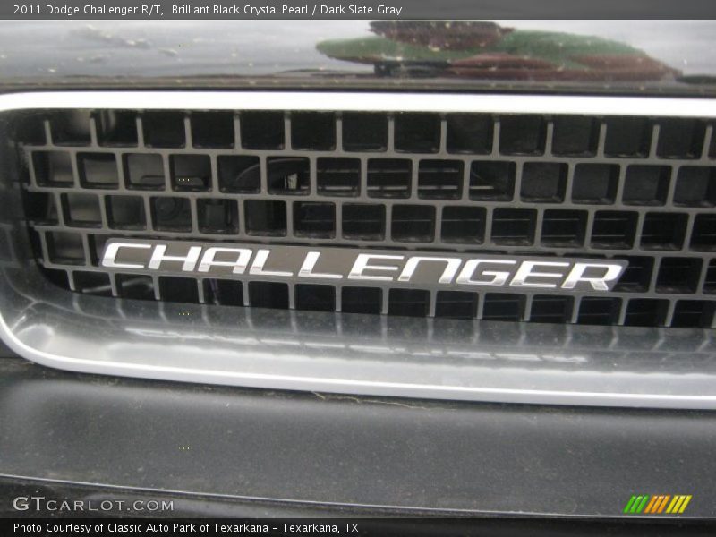  2011 Challenger R/T Logo