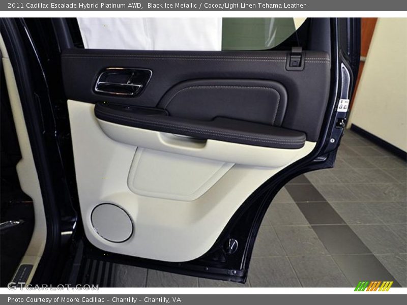 Door Panel of 2011 Escalade Hybrid Platinum AWD