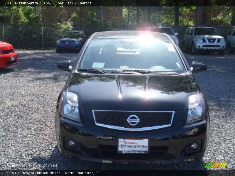 Super Black / Charcoal 2011 Nissan Sentra 2.0 SR