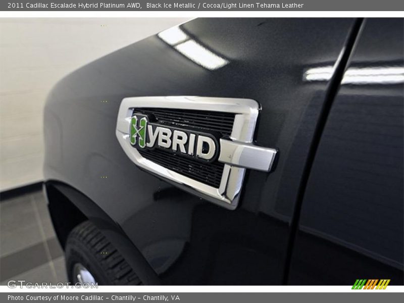  2011 Escalade Hybrid Platinum AWD Logo