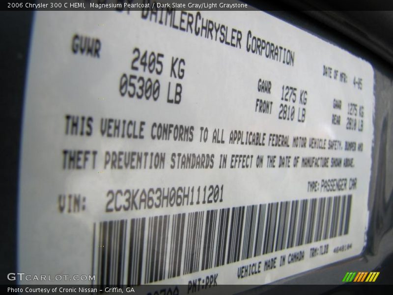 Magnesium Pearlcoat / Dark Slate Gray/Light Graystone 2006 Chrysler 300 C HEMI