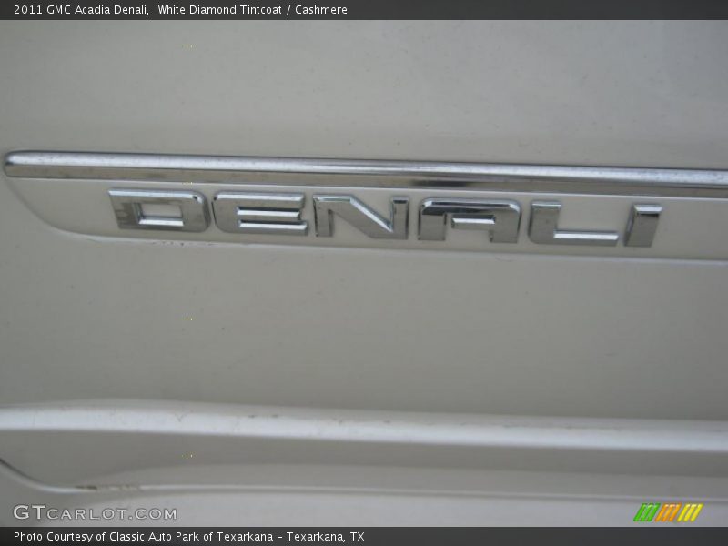 White Diamond Tintcoat / Cashmere 2011 GMC Acadia Denali