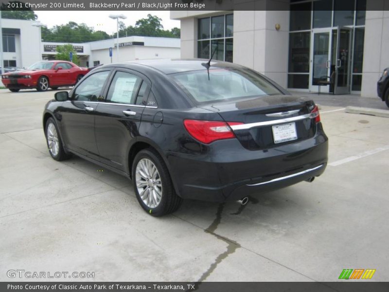 Blackberry Pearl / Black/Light Frost Beige 2011 Chrysler 200 Limited