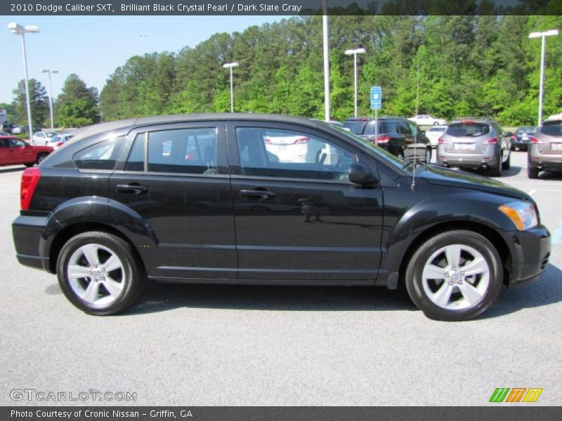 Brilliant Black Crystal Pearl / Dark Slate Gray 2010 Dodge Caliber SXT