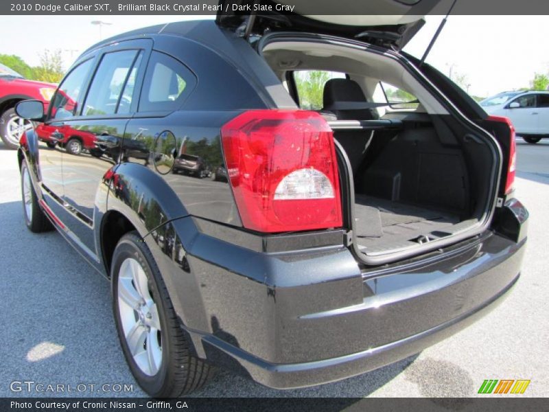 Brilliant Black Crystal Pearl / Dark Slate Gray 2010 Dodge Caliber SXT