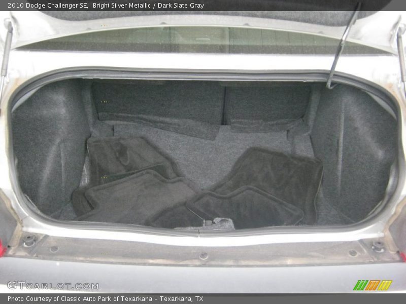 Bright Silver Metallic / Dark Slate Gray 2010 Dodge Challenger SE