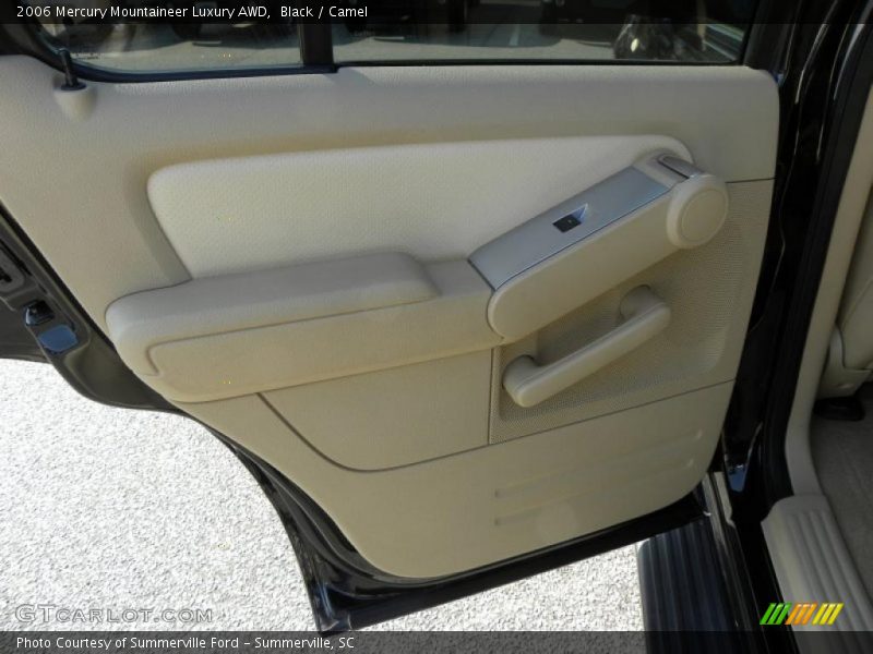 Black / Camel 2006 Mercury Mountaineer Luxury AWD