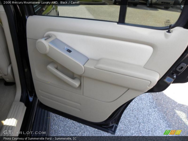 Black / Camel 2006 Mercury Mountaineer Luxury AWD