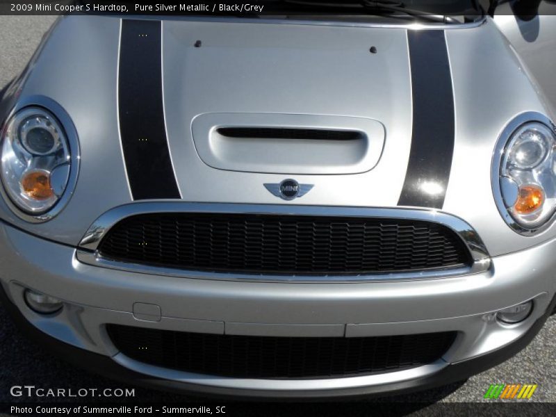 Pure Silver Metallic / Black/Grey 2009 Mini Cooper S Hardtop