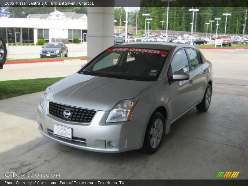 Brilliant Silver / Charcoal 2009 Nissan Sentra 2.0