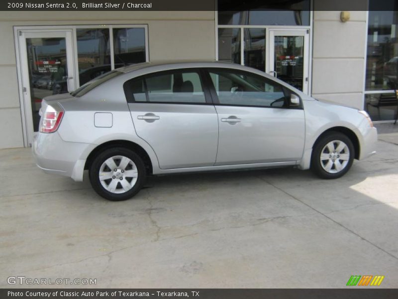 Brilliant Silver / Charcoal 2009 Nissan Sentra 2.0