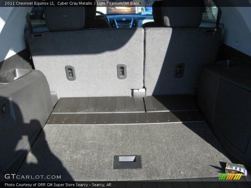 Cyber Gray Metallic / Light Titanium/Jet Black 2011 Chevrolet Equinox LS