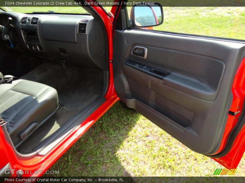 Dark Green Metallic / Very Dark Pewter 2004 Chevrolet Colorado LS Crew Cab 4x4