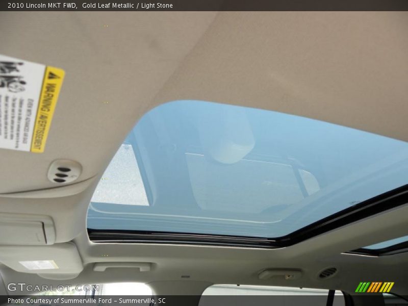 Gold Leaf Metallic / Light Stone 2010 Lincoln MKT FWD