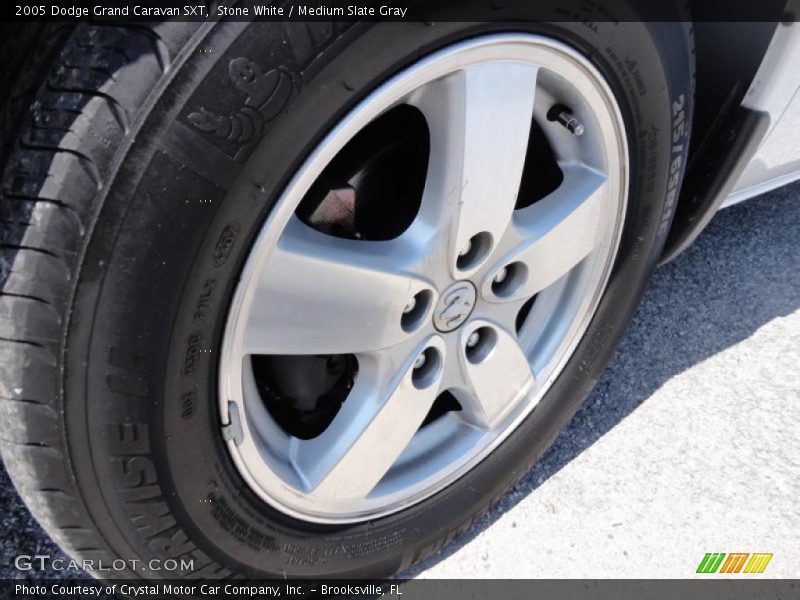 Stone White / Medium Slate Gray 2005 Dodge Grand Caravan SXT