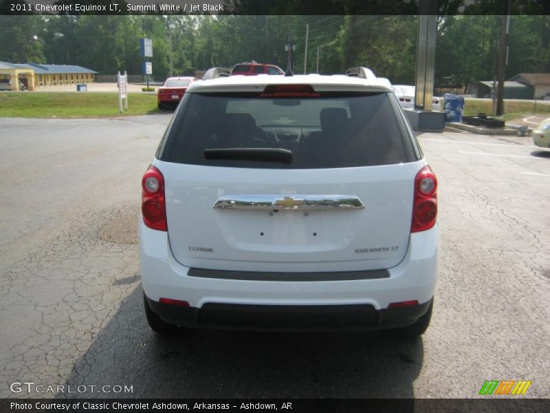 Summit White / Jet Black 2011 Chevrolet Equinox LT