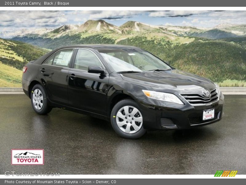 Black / Bisque 2011 Toyota Camry
