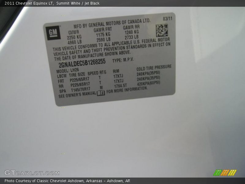 Summit White / Jet Black 2011 Chevrolet Equinox LT