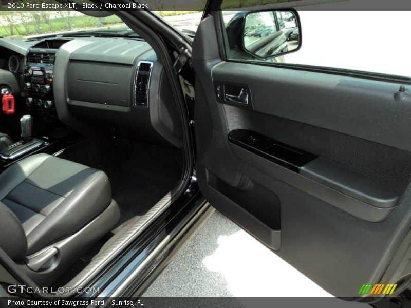 Black / Charcoal Black 2010 Ford Escape XLT