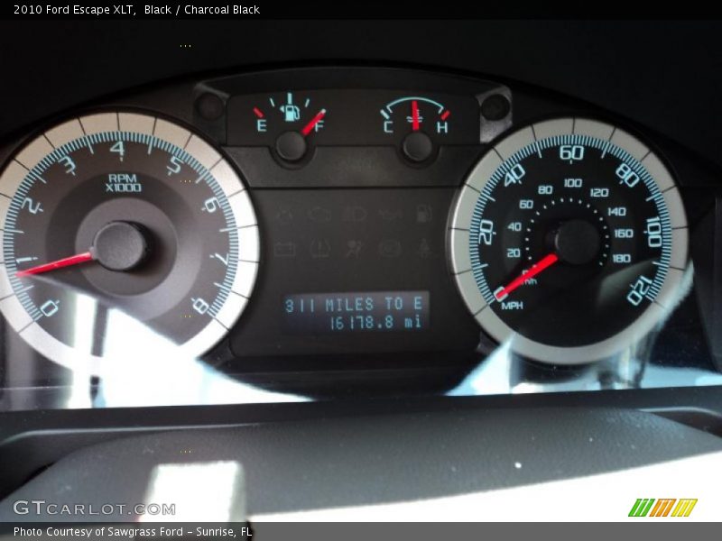 Black / Charcoal Black 2010 Ford Escape XLT