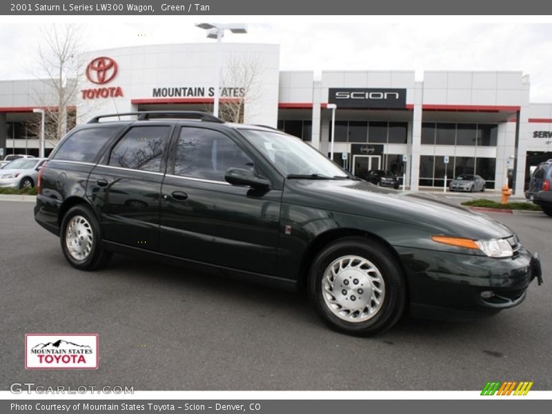 Green / Tan 2001 Saturn L Series LW300 Wagon