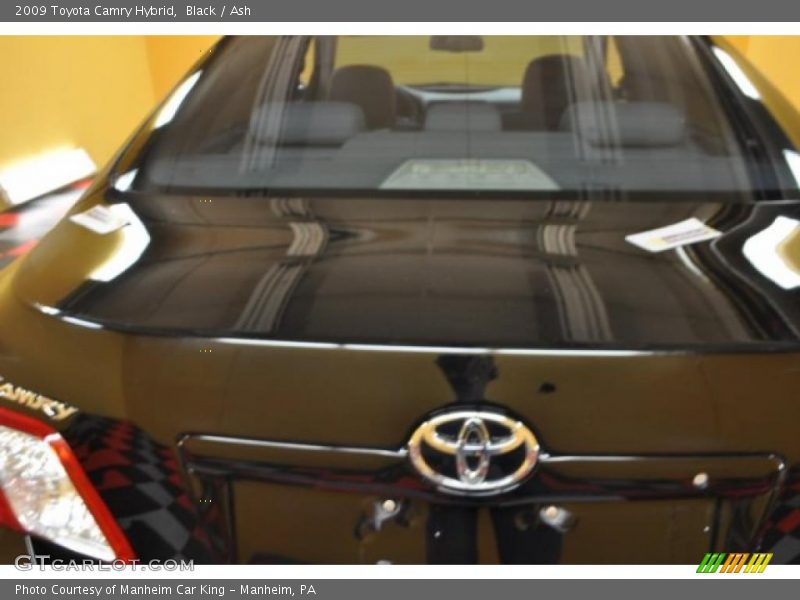 Black / Ash 2009 Toyota Camry Hybrid
