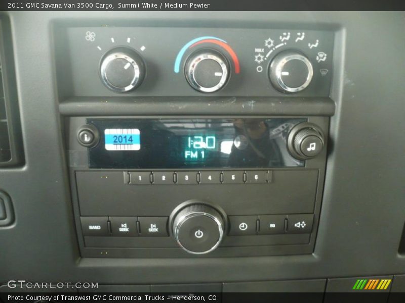 Summit White / Medium Pewter 2011 GMC Savana Van 3500 Cargo