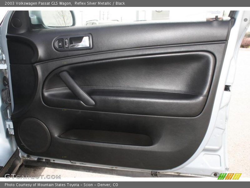 Door Panel of 2003 Passat GLS Wagon