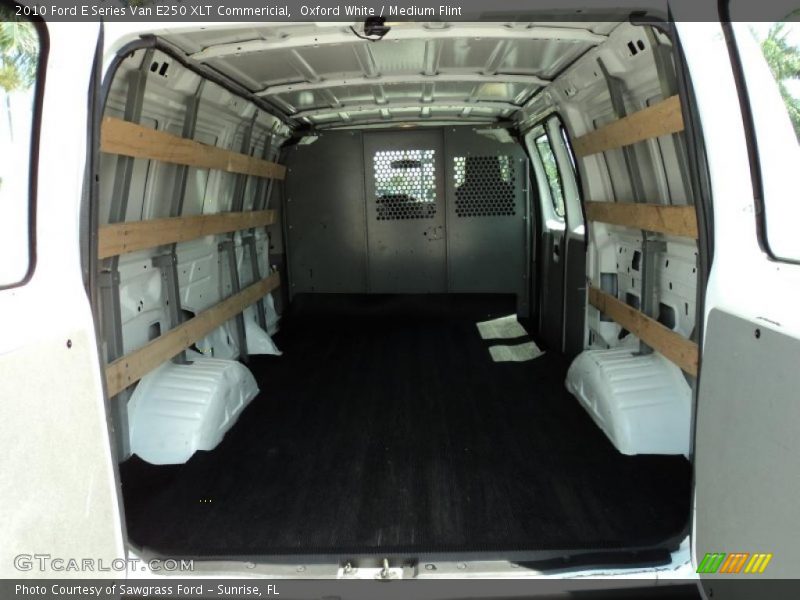 Oxford White / Medium Flint 2010 Ford E Series Van E250 XLT Commericial