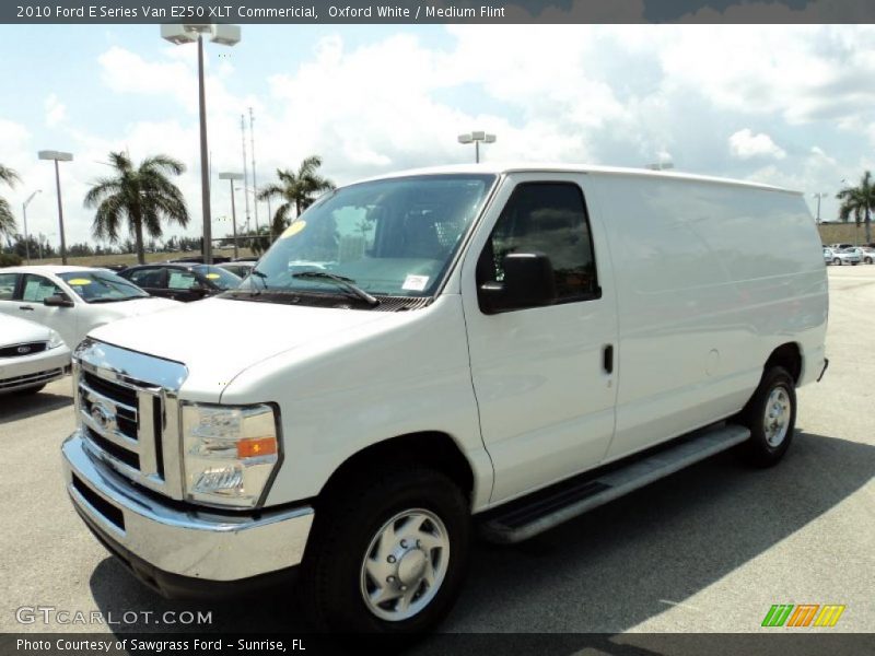 Oxford White / Medium Flint 2010 Ford E Series Van E250 XLT Commericial