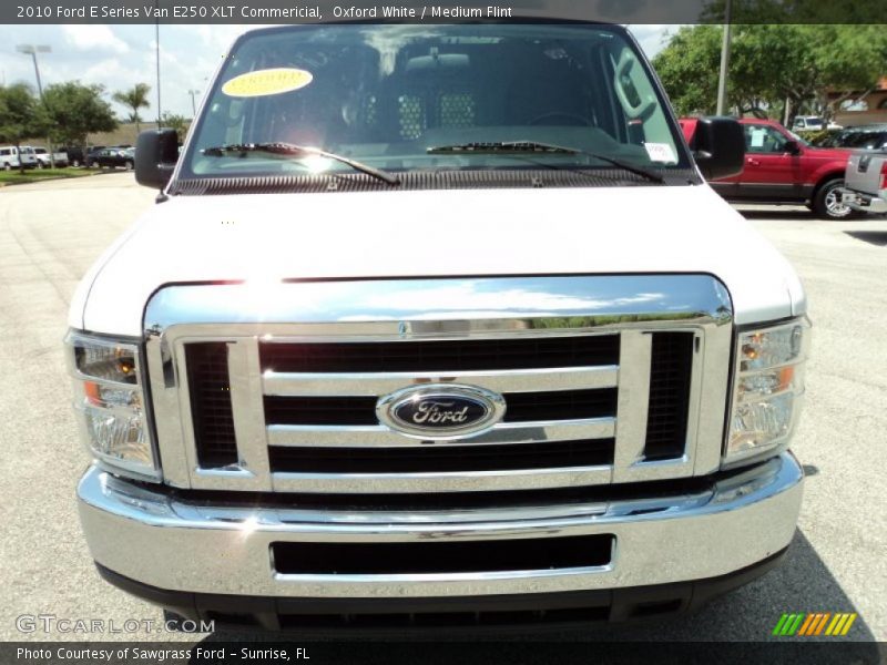Oxford White / Medium Flint 2010 Ford E Series Van E250 XLT Commericial