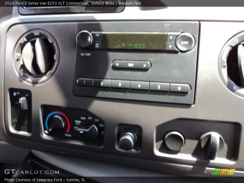 Oxford White / Medium Flint 2010 Ford E Series Van E250 XLT Commericial