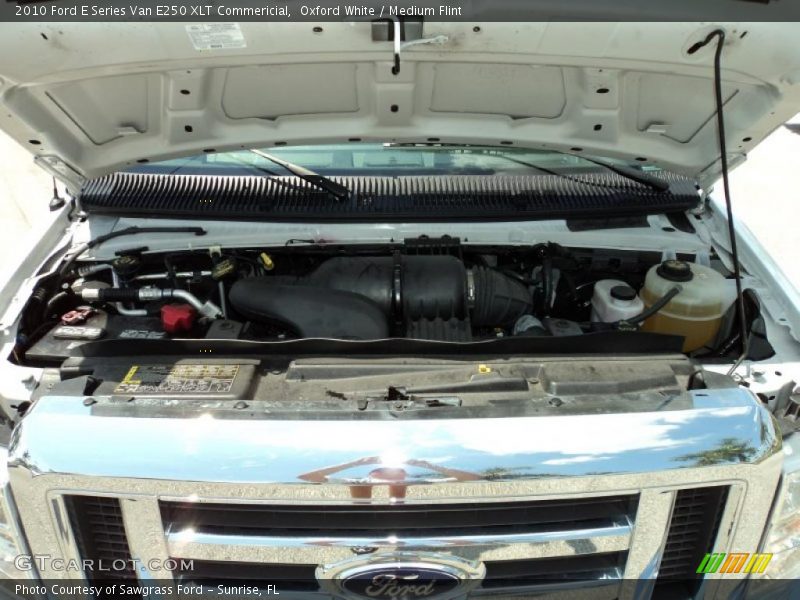 Oxford White / Medium Flint 2010 Ford E Series Van E250 XLT Commericial