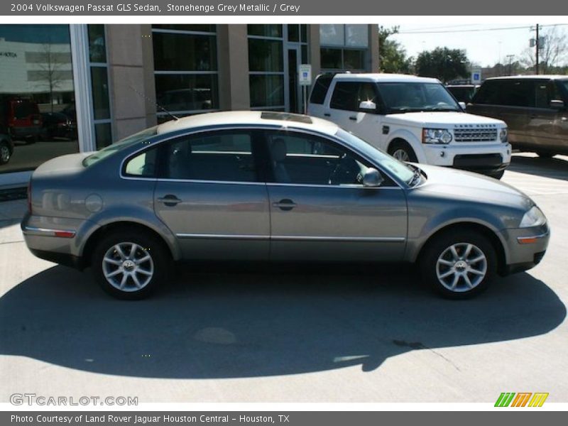 Stonehenge Grey Metallic / Grey 2004 Volkswagen Passat GLS Sedan