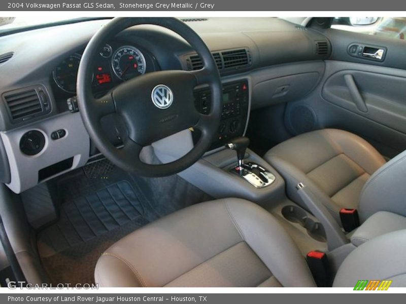 Stonehenge Grey Metallic / Grey 2004 Volkswagen Passat GLS Sedan