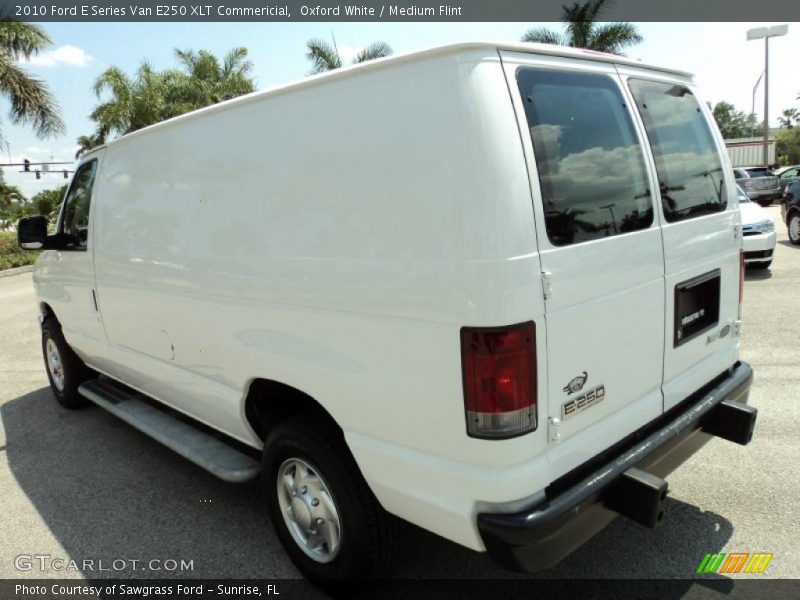 Oxford White / Medium Flint 2010 Ford E Series Van E250 XLT Commericial