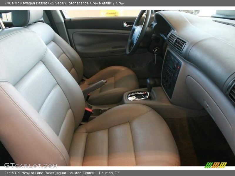 Stonehenge Grey Metallic / Grey 2004 Volkswagen Passat GLS Sedan