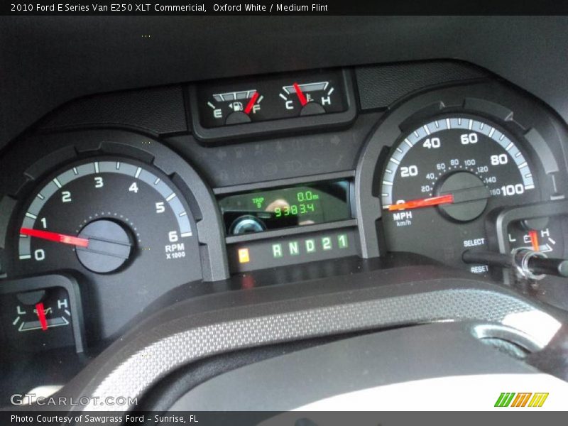 Oxford White / Medium Flint 2010 Ford E Series Van E250 XLT Commericial
