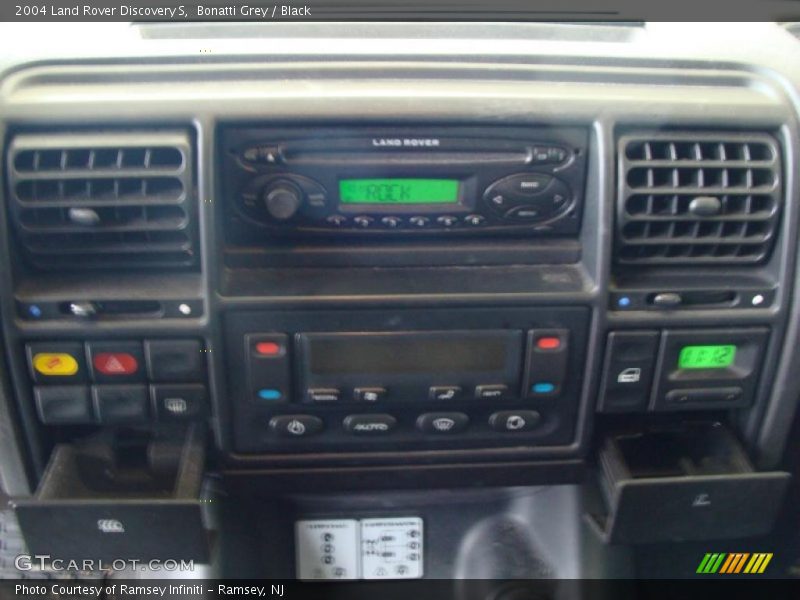 Bonatti Grey / Black 2004 Land Rover Discovery S