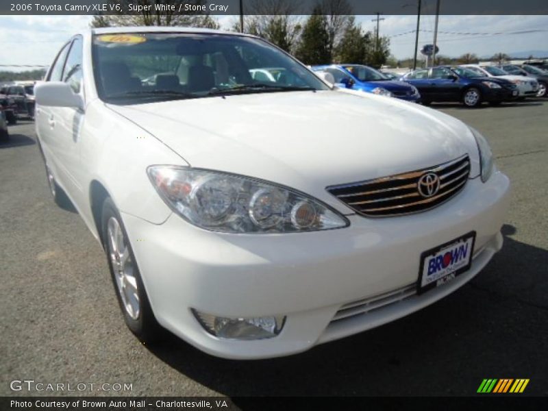 Super White / Stone Gray 2006 Toyota Camry XLE V6