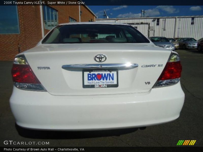 Super White / Stone Gray 2006 Toyota Camry XLE V6
