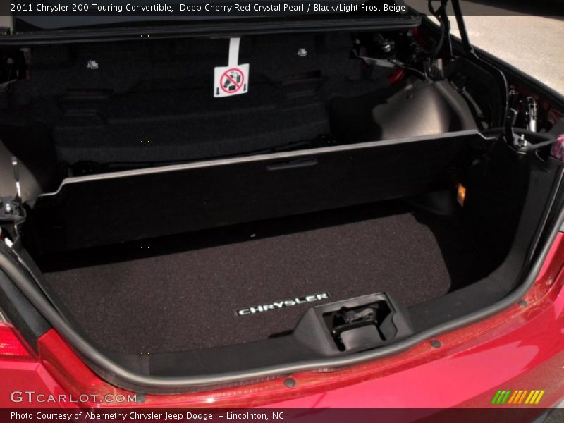  2011 200 Touring Convertible Trunk
