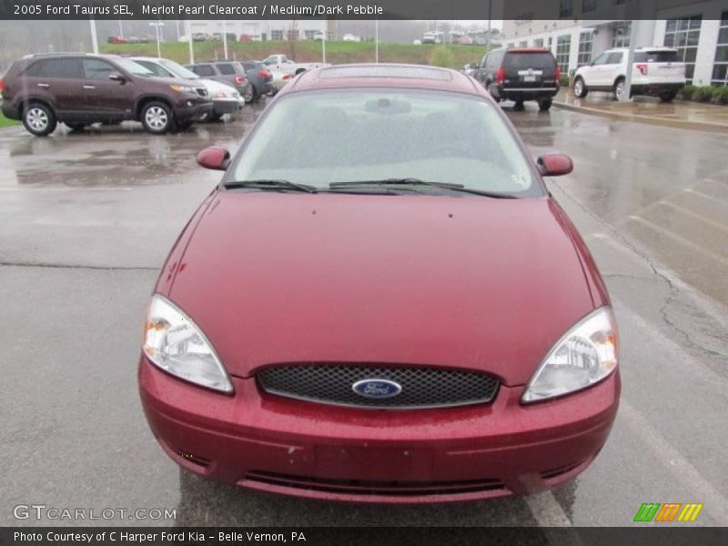 Merlot Pearl Clearcoat / Medium/Dark Pebble 2005 Ford Taurus SEL