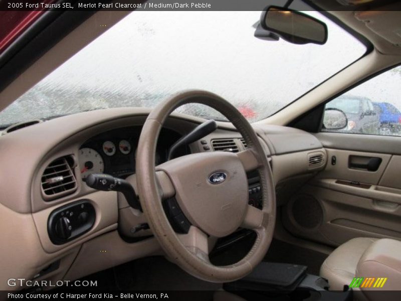 Merlot Pearl Clearcoat / Medium/Dark Pebble 2005 Ford Taurus SEL