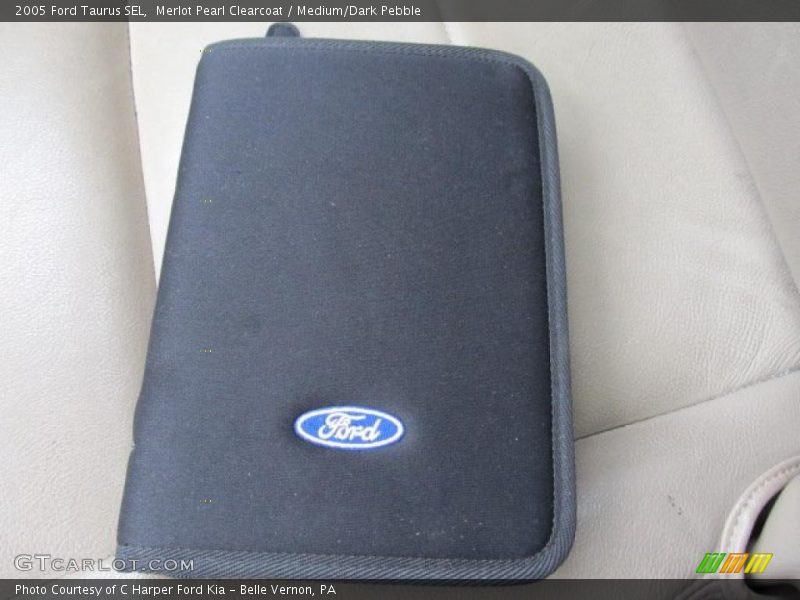 Merlot Pearl Clearcoat / Medium/Dark Pebble 2005 Ford Taurus SEL