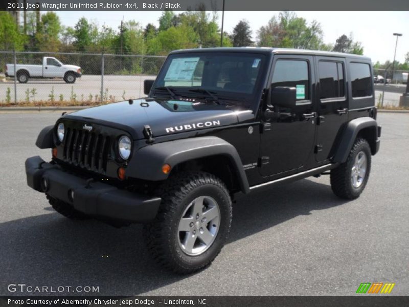 Front 3/4 View of 2011 Wrangler Unlimited Rubicon 4x4