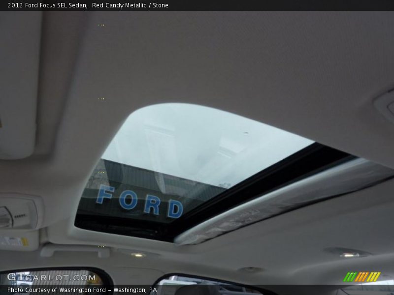 Sunroof of 2012 Focus SEL Sedan
