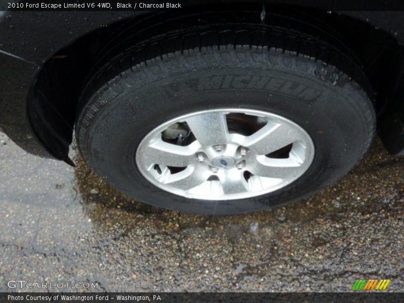 Black / Charcoal Black 2010 Ford Escape Limited V6 4WD