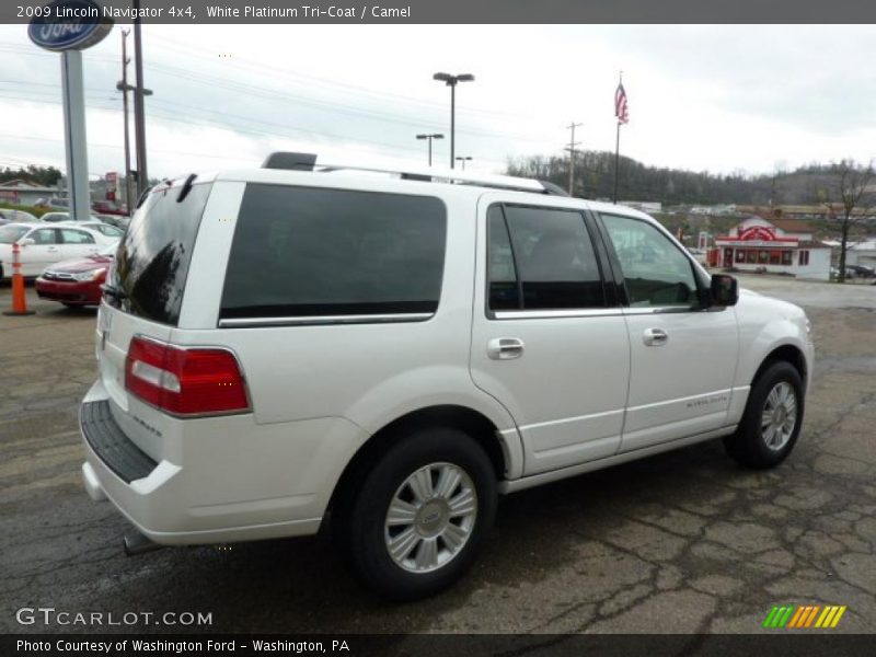 White Platinum Tri-Coat / Camel 2009 Lincoln Navigator 4x4